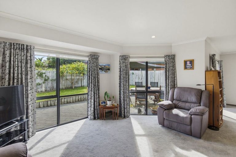 Photo of property in 14 Sunburst Court, Paraparaumu Beach, Paraparaumu, 5032