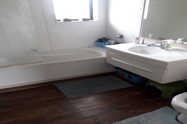 Photo of property in 990a Tremaine Avenue, Roslyn, Palmerston North, 4414