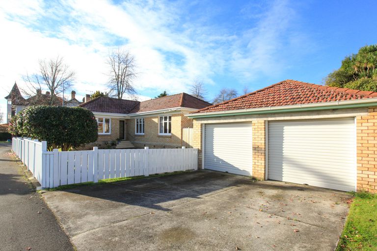 Photo of property in 124 Macfarlane Street, Hamilton East, Hamilton, 3216
