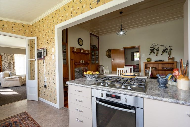 Photo of property in 16 Macfarlane Street, Kawakawa, 0210