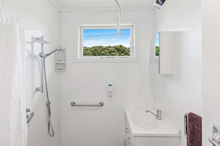Photo of property in 110 Carlton Avenue, Tawhero, Whanganui, 4500