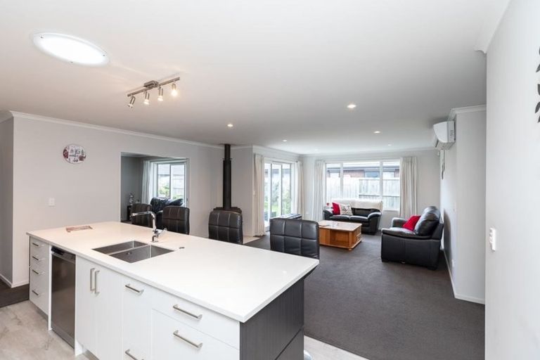 Photo of property in 5 Trauzer Place, Flagstaff, Hamilton, 3210