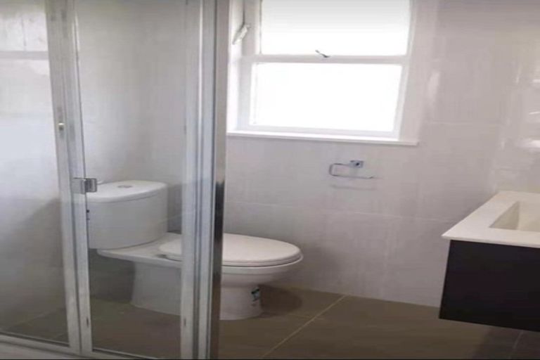 Photo of property in 4/30 Jutland Road, Hauraki, Auckland, 0622