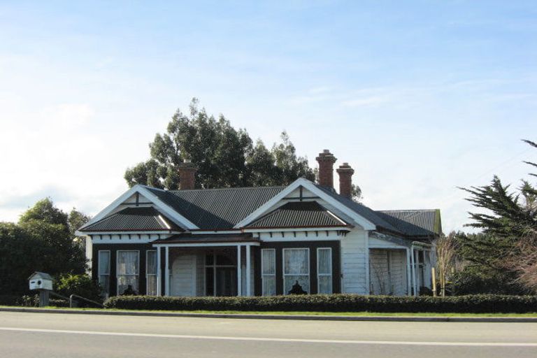 Photo of property in 379 Great North Road, Winton, 9720