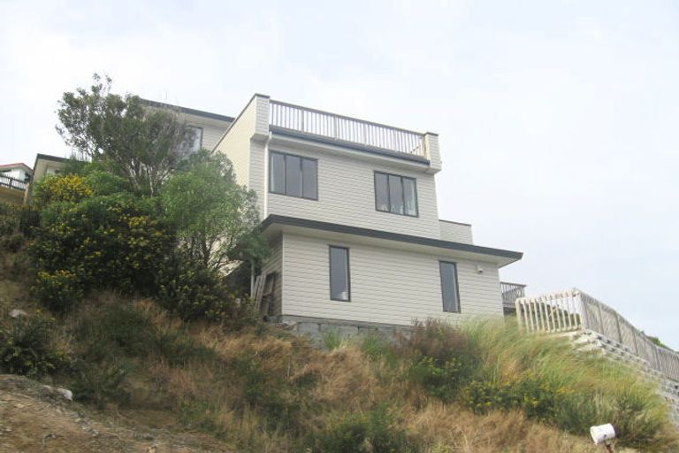 Photo of property in 77 Cedar Street, Maungaraki, Lower Hutt, 5010