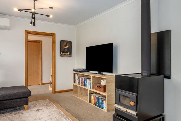 Photo of property in 52 Connolly Street, Geraldine, 7930