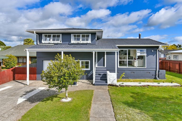 Photo of property in 10 Sunnypark Avenue, Rosehill, Papakura, 2113