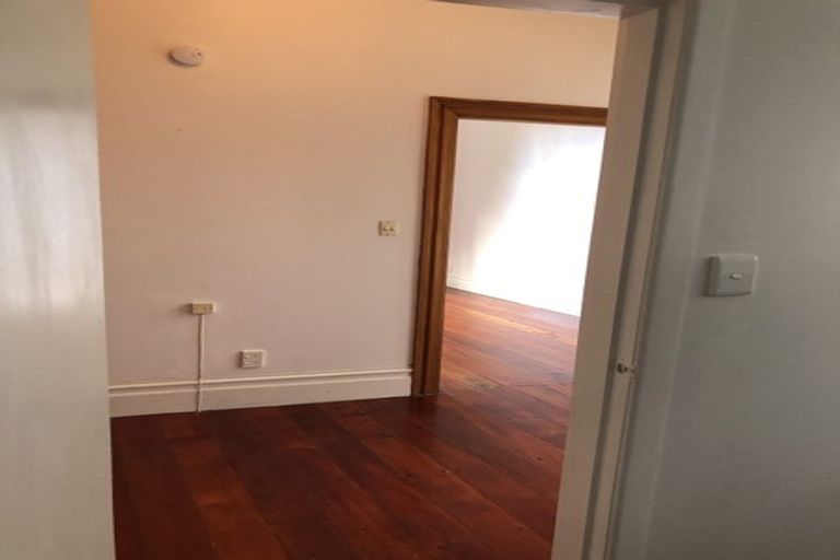 Photo of property in 36 Plunket Street, Kelburn, Wellington, 6012