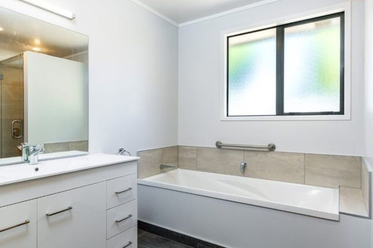 Photo of property in 24a Karina Crescent, Redwoodtown, Blenheim, 7201