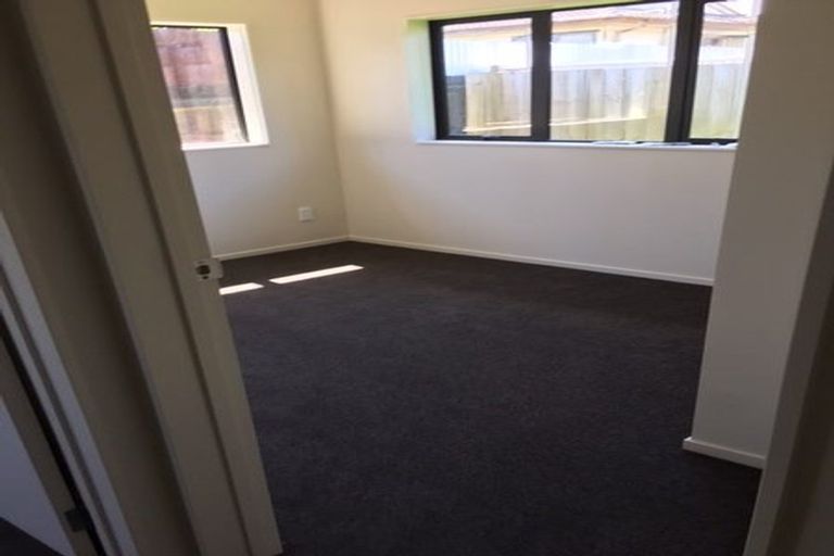 Photo of property in 15 Dissmeyer Drive, Clover Park, Auckland, 2019