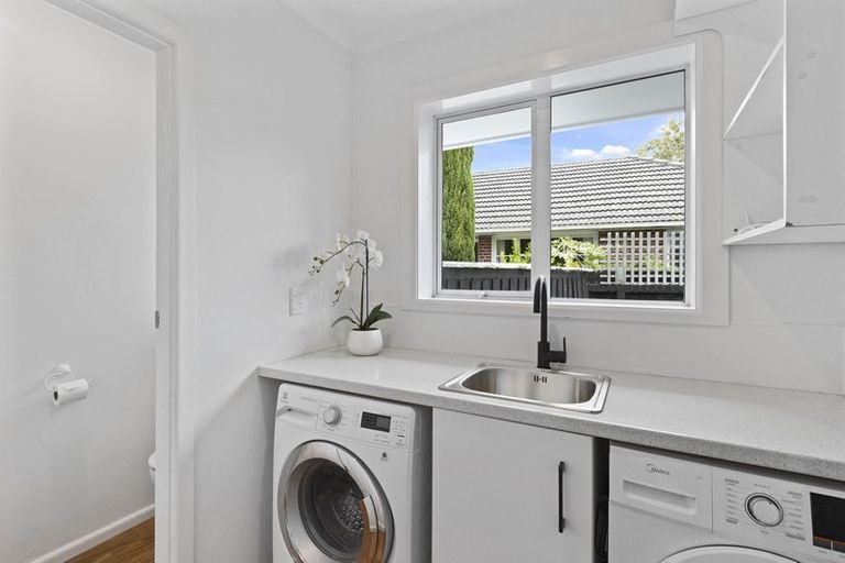 Photo of property in 16 Gregan Crescent, Burnside, Christchurch, 8053