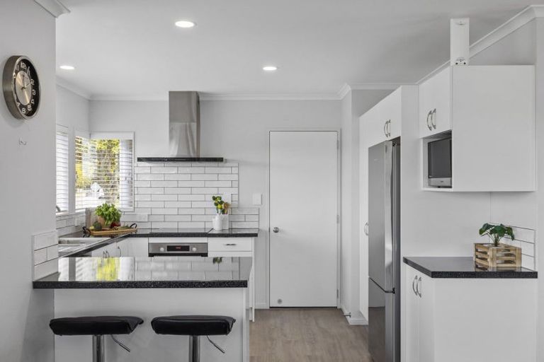 Photo of property in 26 Brackenburn Drive, Ohauiti, Tauranga, 3112