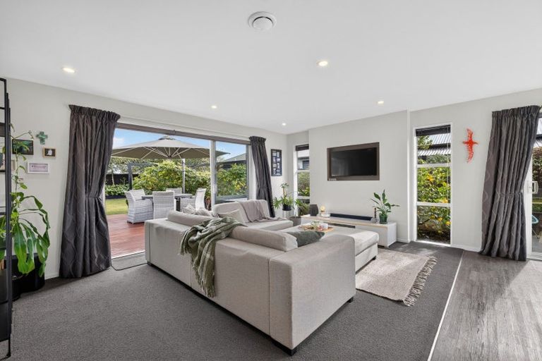 Photo of property in 7 Wattle Lane, Rangiora, 7400
