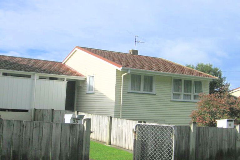 Photo of property in 36 Franklyn Road, Tawa, Wellington, 5028