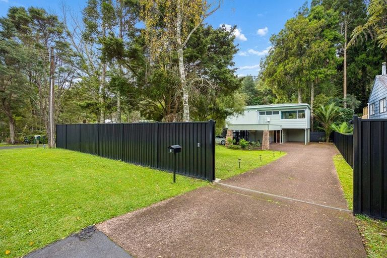 Photo of property in 7 Waima Crescent, Titirangi, Auckland, 0604