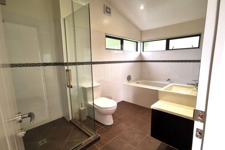 Photo of property in 68 Rame Road, Greenhithe, Auckland, 0632