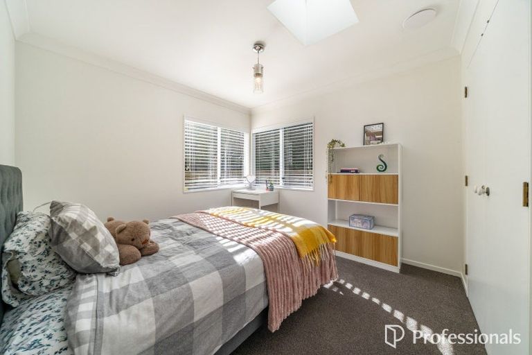 Photo of property in 115 Normandale Road, Normandale, Lower Hutt, 5010