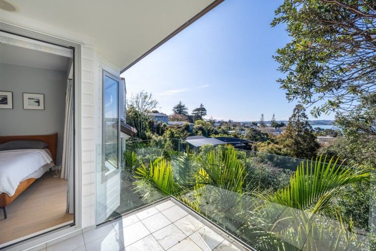 Photo of property in 7 Fenton Terrace, Cockle Bay, Auckland, 2014