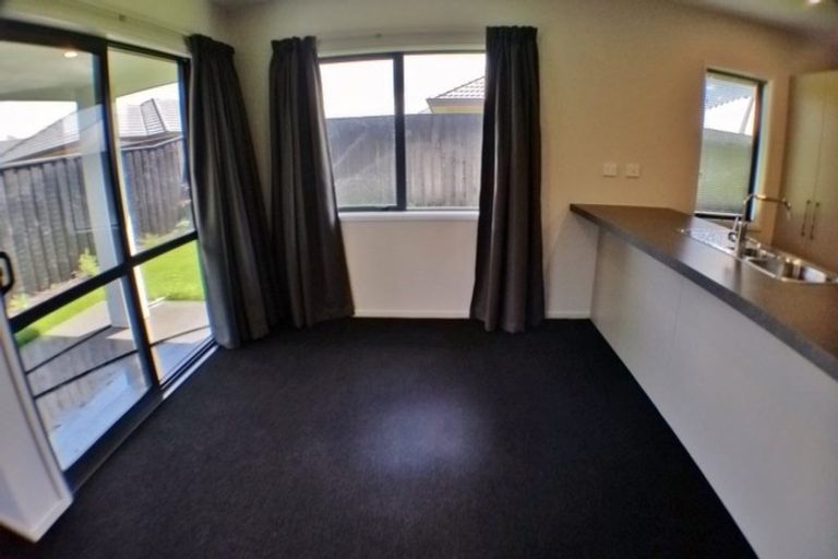 Photo of property in 8 Hartford Crescent, Rolleston, 7615