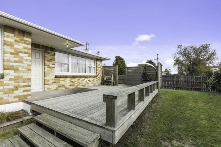 Photo of property in 15 Sunrise Avenue, Owhata, Rotorua, 3010