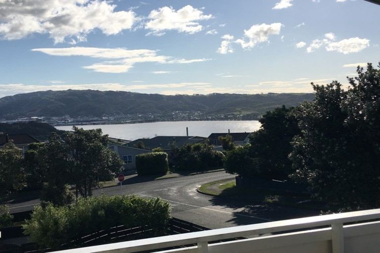 Photo of property in 2 Livet Place, Papakowhai, Porirua, 5024
