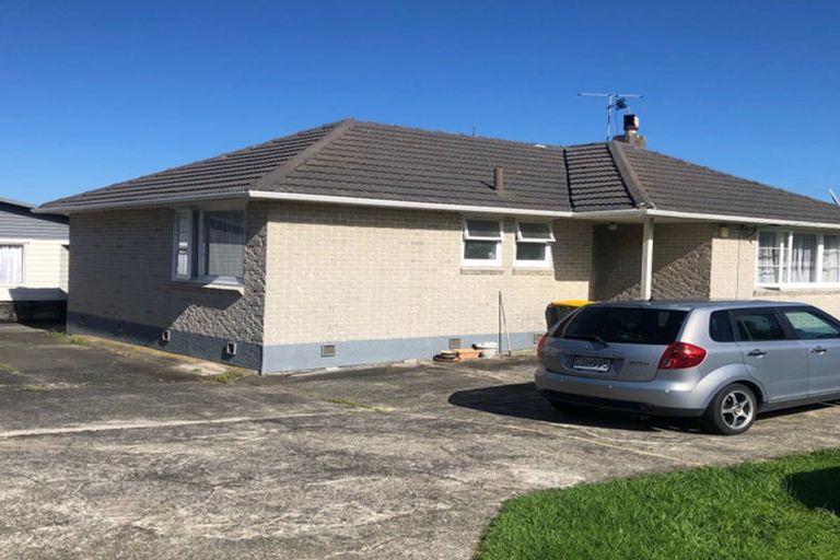 Photo of property in 37 Mcannalley Street, Manurewa East, Auckland, 2102