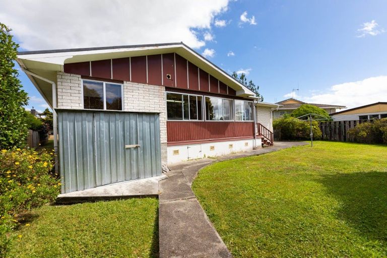 Photo of property in 41 Atkinson Street, Woodville, 4920