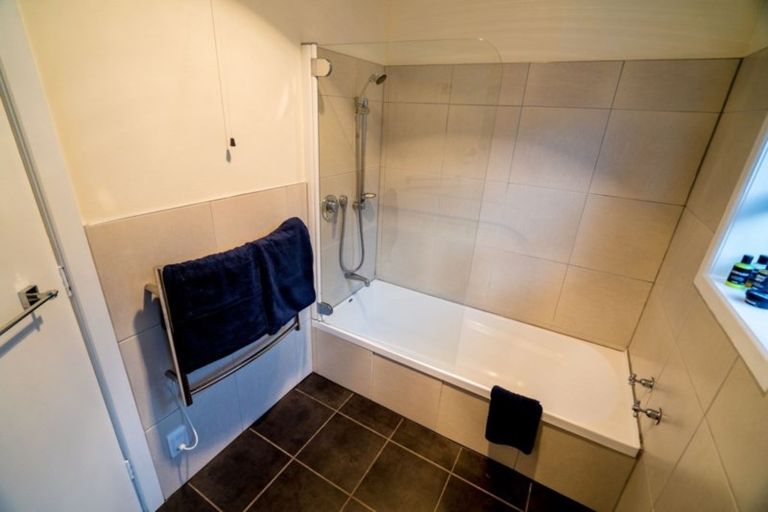 Photo of property in 109 Centennial Avenue, Helensburgh, Dunedin, 9010