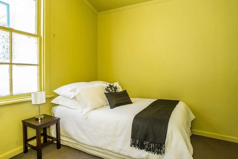 Photo of property in 211 Grant Road, Thorndon, Wellington, 6011