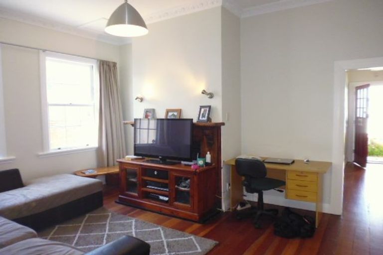 Photo of property in 47 Queen Street, Petone, Lower Hutt, 5012