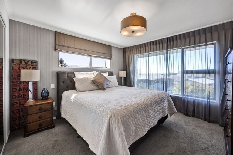 Photo of property in 22 Culzean Grove, Bell Block, New Plymouth, 4312