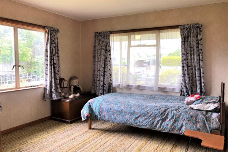 Photo of property in 55 James Street, Balclutha, 9230