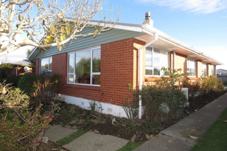 Photo of property in 57 Glenalmond Crescent, Rockdale, Invercargill, 9812