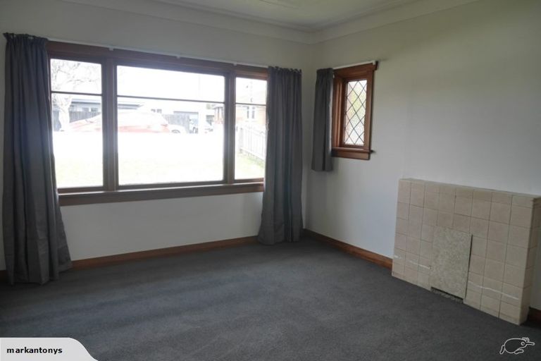 Photo of property in 20 Mornington Road, Balaclava, Dunedin, 9011