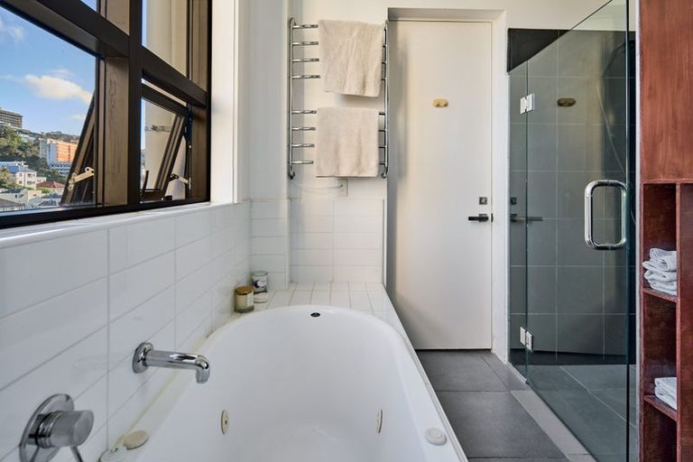 Photo of property in Augusta Apartments, 27/254 Willis Street, Te Aro, Wellington, 6011