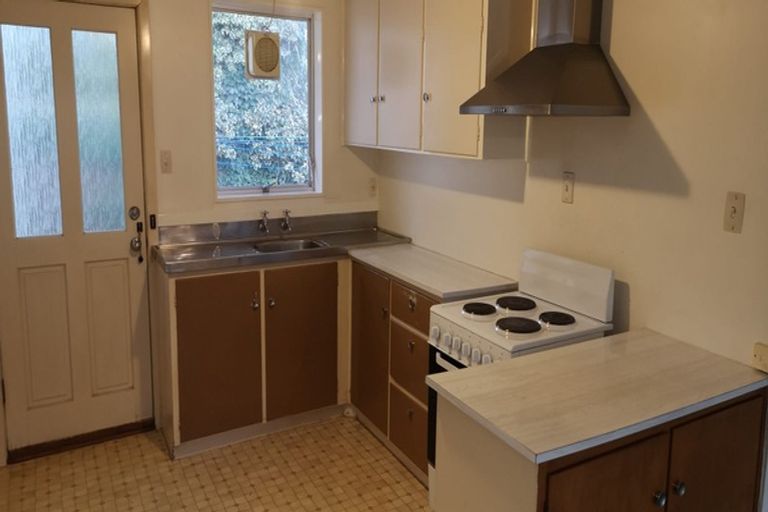 Photo of property in 1/15 Dallas Street, Riccarton, Christchurch, 8041