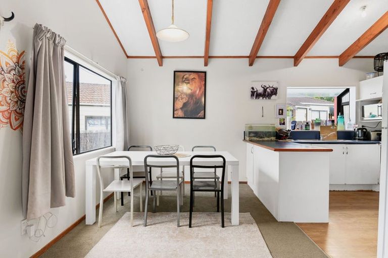 Photo of property in 5 Dale Place, St Andrews, Hamilton, 3200