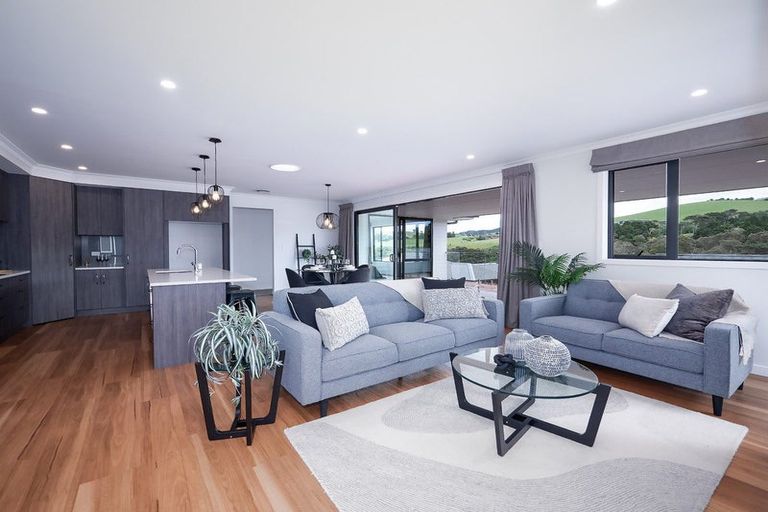 Photo of property in 38 Admiralty Drive, Haruru, 0204