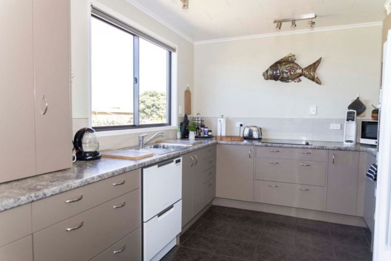 Photo of property in 67 Akitio Esplanade, Akitio, Pongaroa, 4991