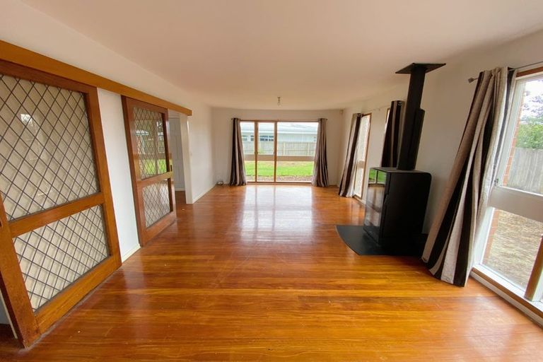 Photo of property in 6a Portnall Place, Parklands, Christchurch, 8083