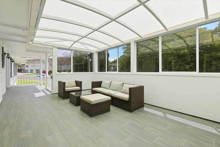 Photo of property in 60a Oxford Street, Te Puke, 3119