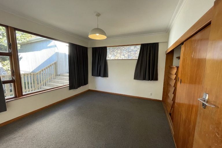 Photo of property in 29 Freeling Street, Island Bay, Wellington, 6023