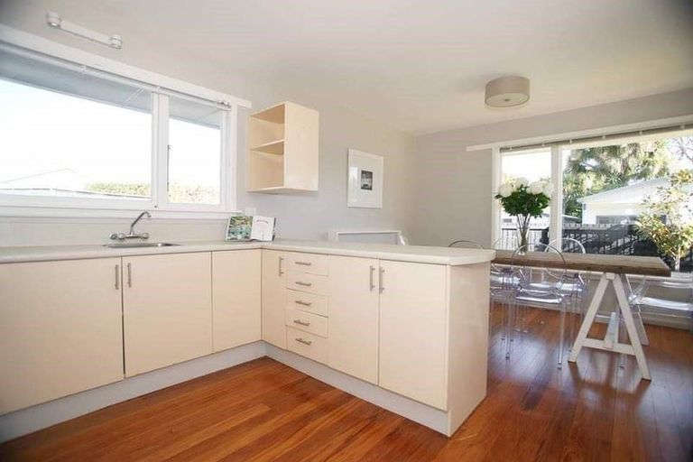 Photo of property in 71 Stanbury Avenue, Somerfield, Christchurch, 8024