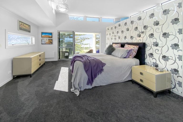 Photo of property in 615 Marine Parade, Napier South, Napier, 4110