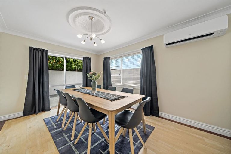 Photo of property in 2/26 Esmonde Road, Takapuna, Auckland, 0622