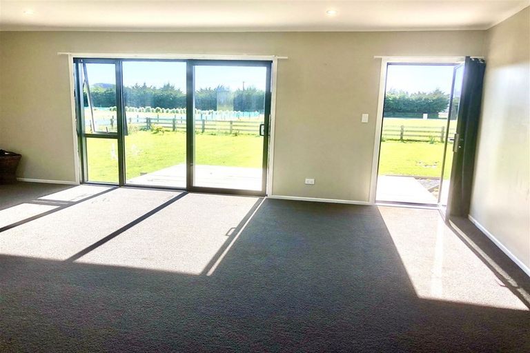 Photo of property in 36 Svenson Road, Waipukurau, 4200