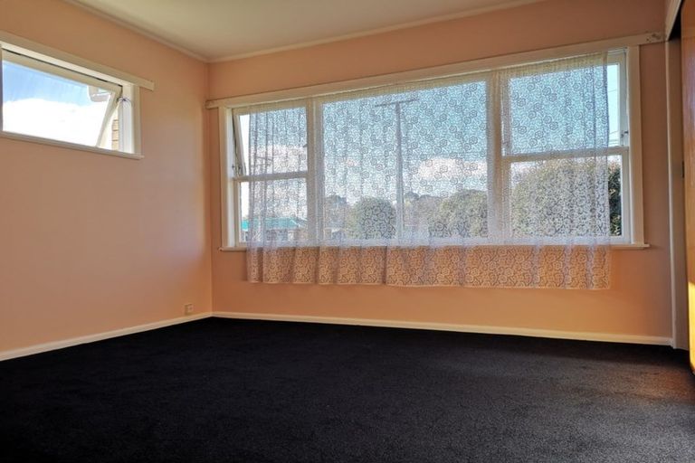Photo of property in 24 Liston Crescent, Hillcrest, Hamilton, 3216