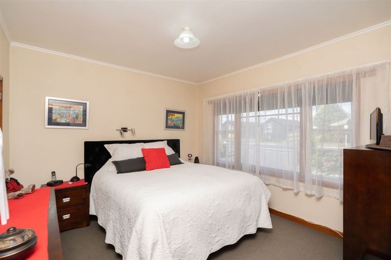 Photo of property in 12 Taylor Terrace, St Andrews, Hamilton, 3200