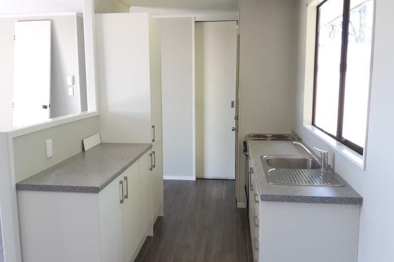 Photo of property in 22 Irwin Road, Kingseat, Pukekohe, 2679