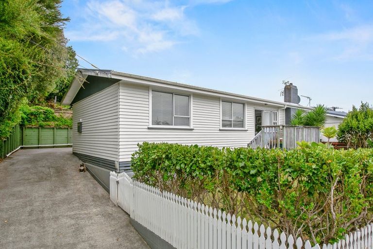Photo of property in 26 Pembroke Street, Westown, New Plymouth, 4310